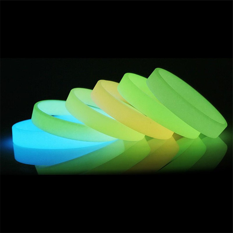 Custom Glow in the Dark Wristbands | Luminous Event Wristbands